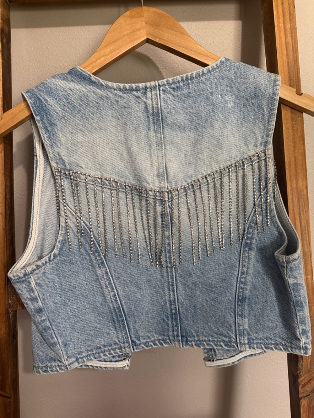 PacSun Light Blue Cropped Denim Vest with Silver Chain Fringe - Picture 4 of 5